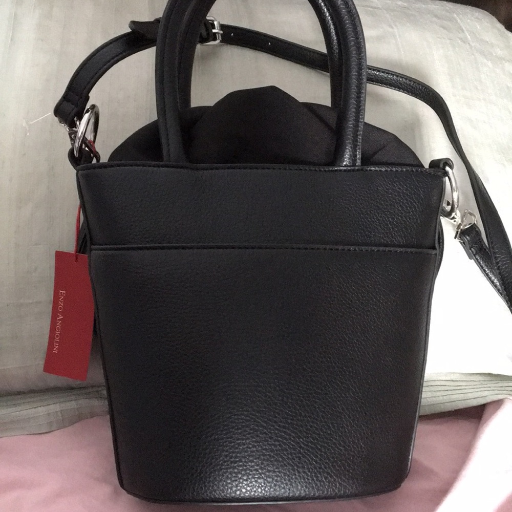 Enzo New Black Drawstring bucket bag w adj strap